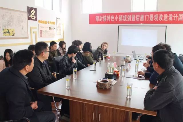 一批批參觀團(tuán)為何頻頻到云臺(tái)冰菊基地參觀？